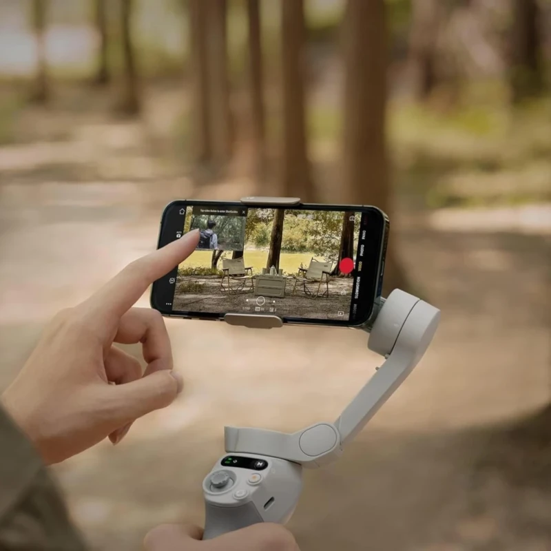 مثبت هاتف DJI Osmo Mobile 7 ثلاثي المحاور – رمادي فاتح