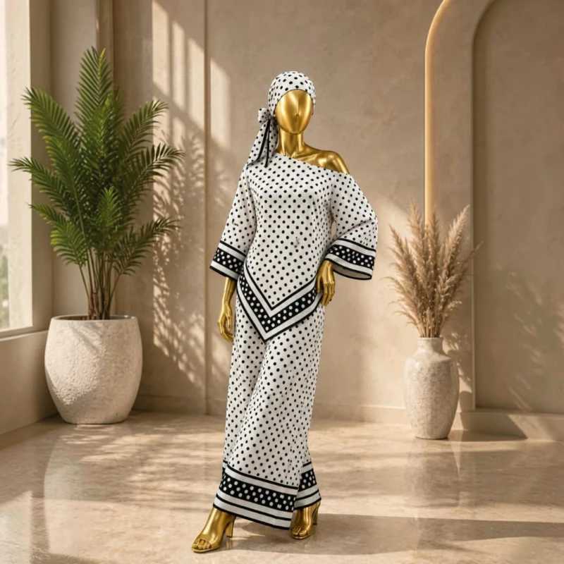 طقم نسائي واسع بنقشة منقطة – تصميم كلاسيكي باللون الأبيض والأسود