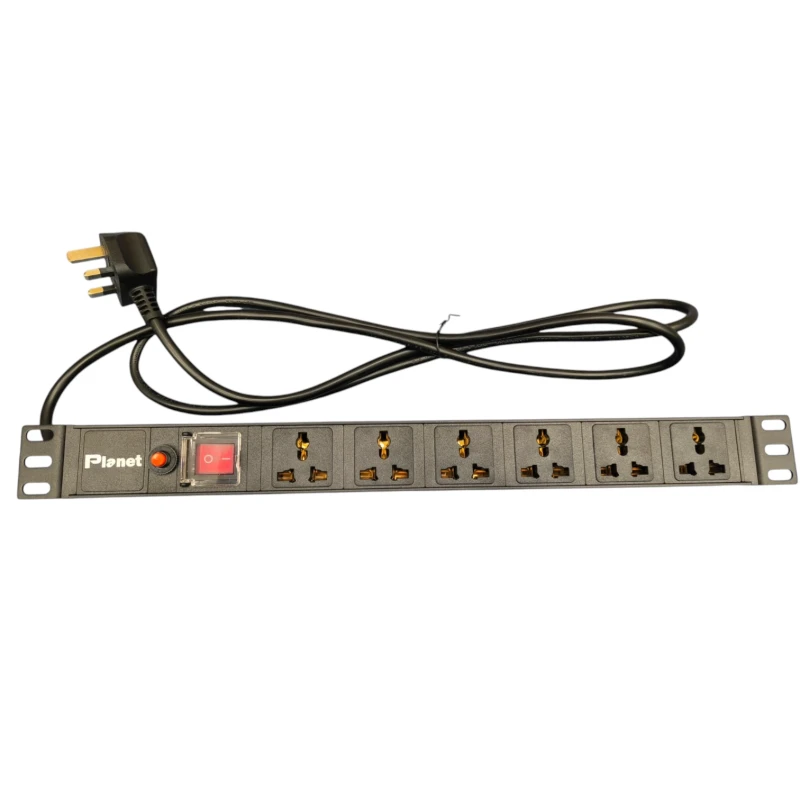 موزع كهرباء Planet PDU – 8 مخارج عالمية