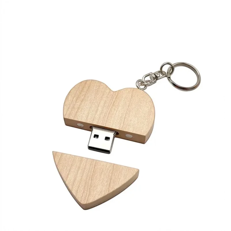 فلاشة USB قلب خشبي سعة 8GB – تخزين يومي وهدية